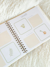 Load image into Gallery viewer, Animal-Themed Baby Memory Book – Cream with Gold Embossing
