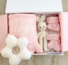 Load image into Gallery viewer, 5pcs Giftbox with Baby shoes , Ruffle blanket, crochet Bunny and Dummy pendant - pick your color
