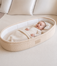 Load image into Gallery viewer, Baby Bassinet / Baby nest, portable Moses Diaper Changing Basket with Mattress , Waterproof Mattress Cover and Storage bag- white
