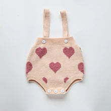 Load image into Gallery viewer, Knitted Clothing Set 2 pcs with Hearts
