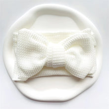 Load image into Gallery viewer, Baby Girl Bow Headband - Pick your color
