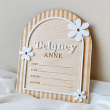 Load image into Gallery viewer, Custom Name Announcement Signs Daisy Flower Baby Announcement Plaque
