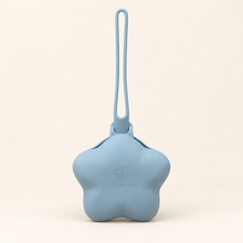 Load image into Gallery viewer, Bebimine star silicone pacifier case in Blue
